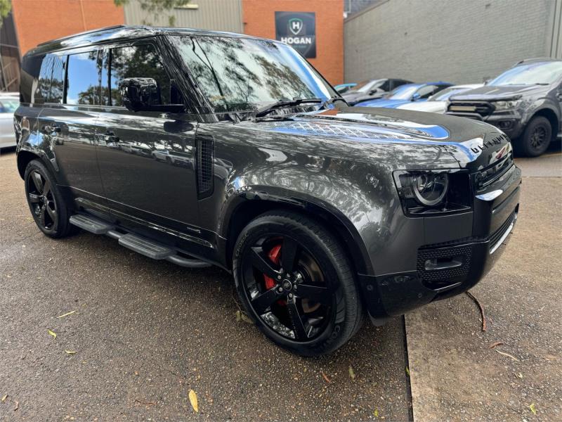 2023 Land Rover Defender Wagon 110 D300 X L663 23.5MY
