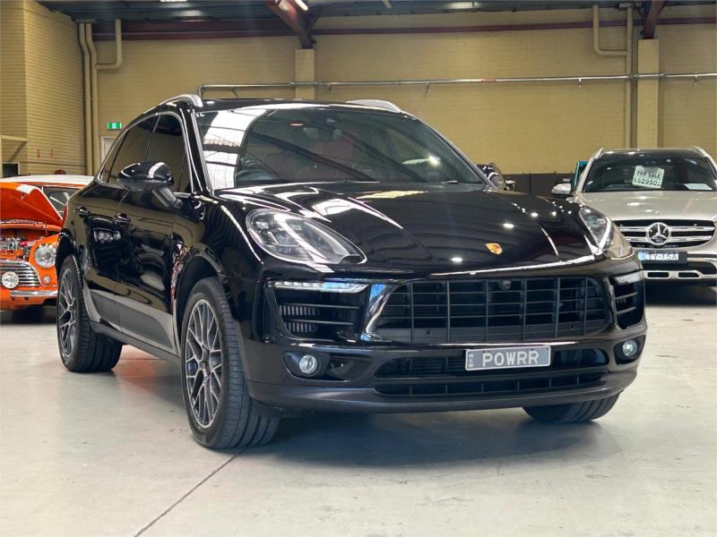 2018 Porsche Macan Wagon S 95B MY18